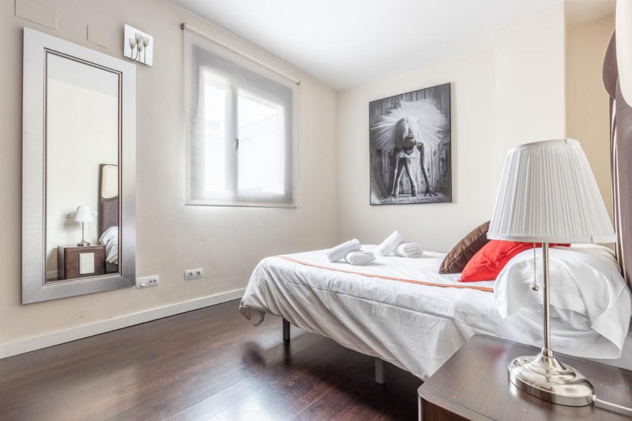 Precioso apartamento centro historico. WiFi/AC Siviglia Esterno foto