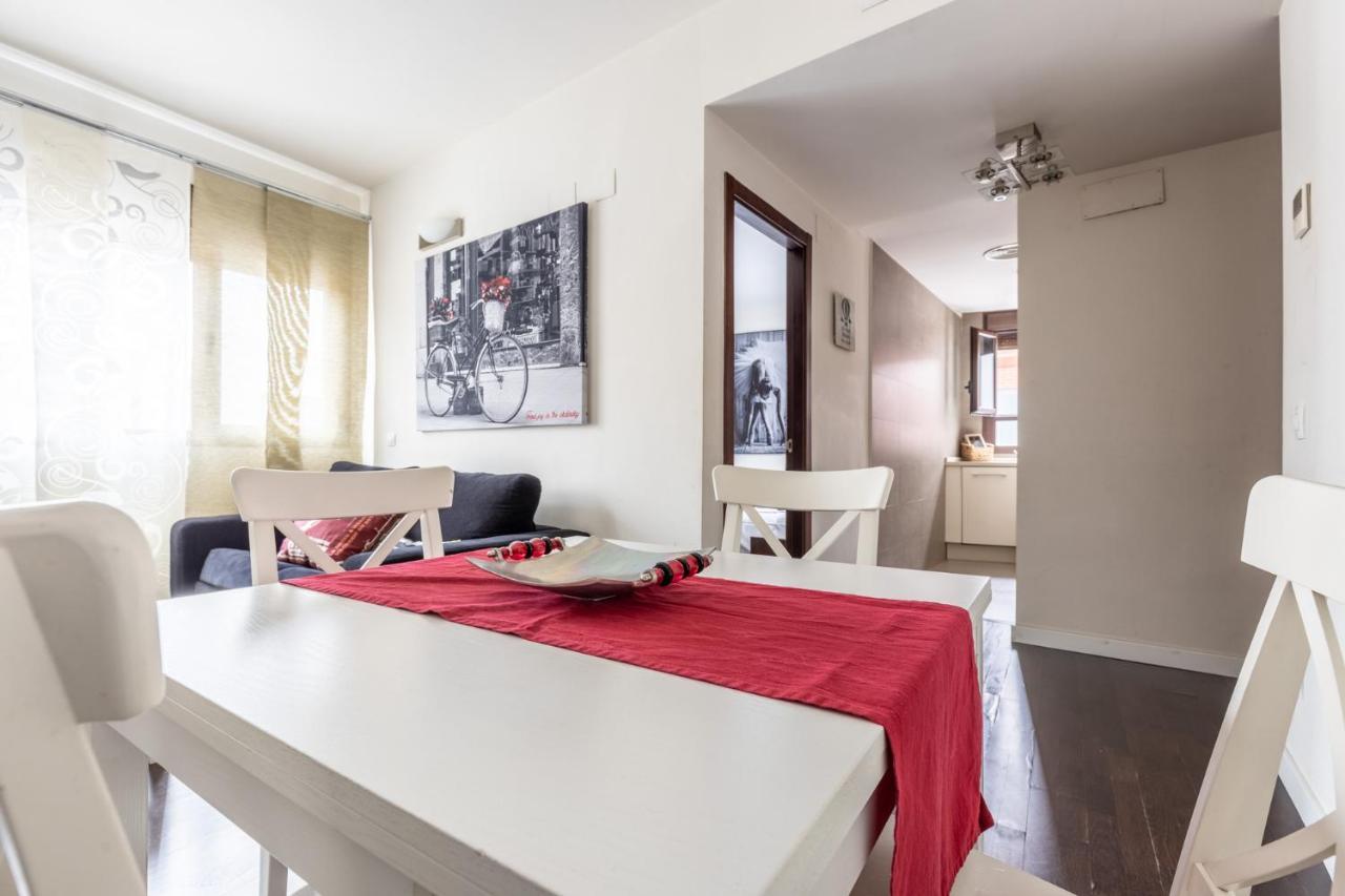 Precioso apartamento centro historico. WiFi/AC Siviglia Esterno foto