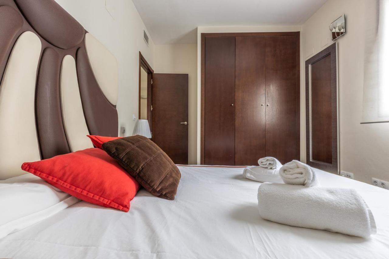 Precioso apartamento centro historico. WiFi/AC Siviglia Esterno foto